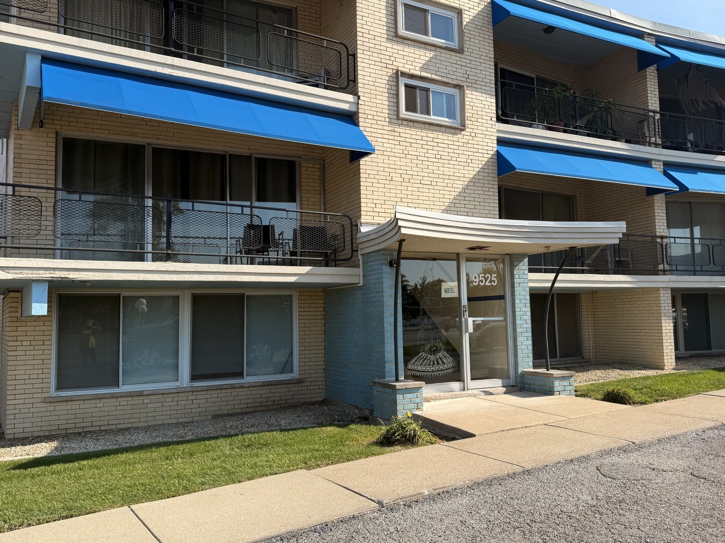 9525 S KEDZIE Ave #2A, Evergreen Park