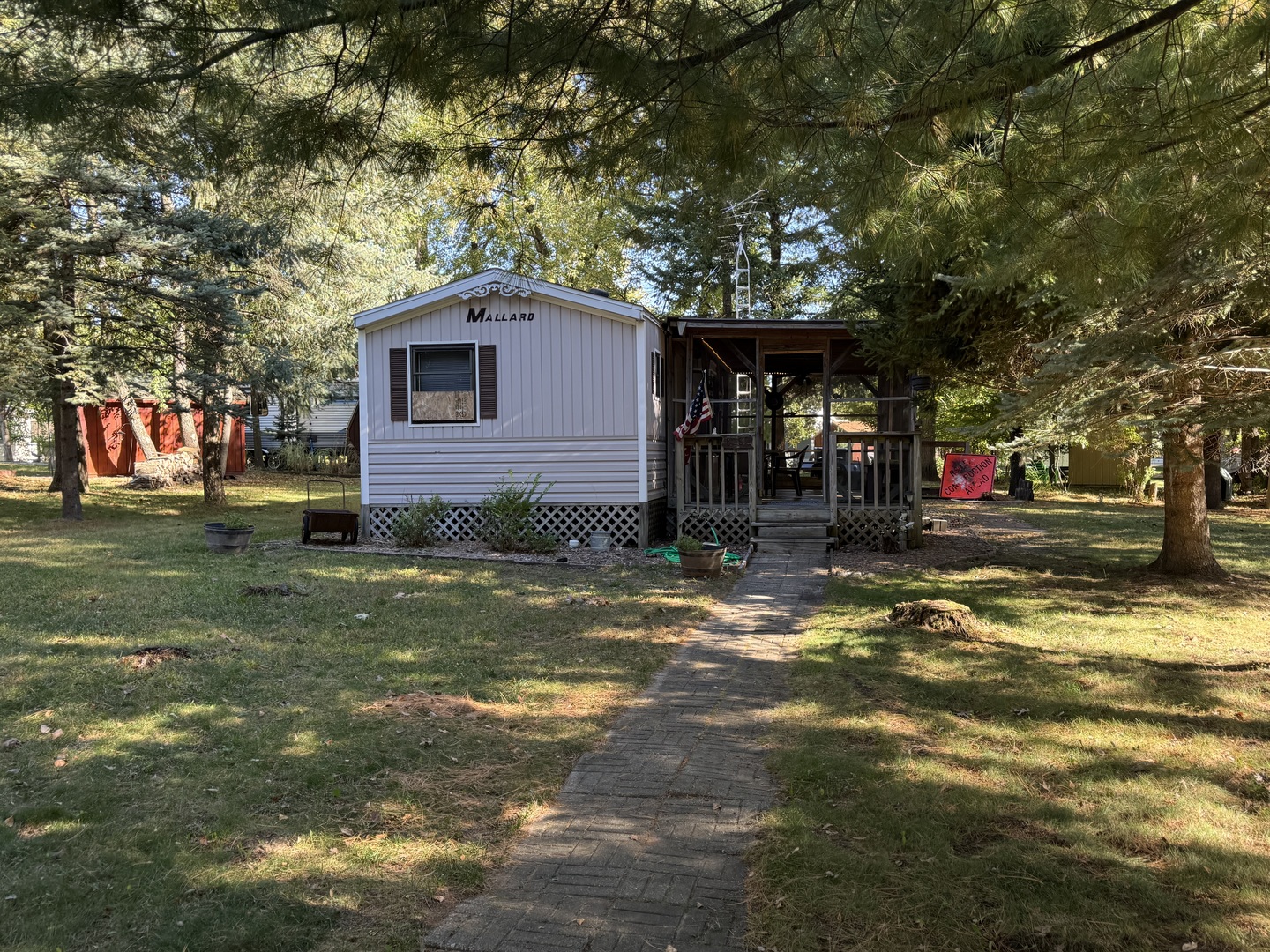 8-89 Woodhaven Lakes, Sublette, IL