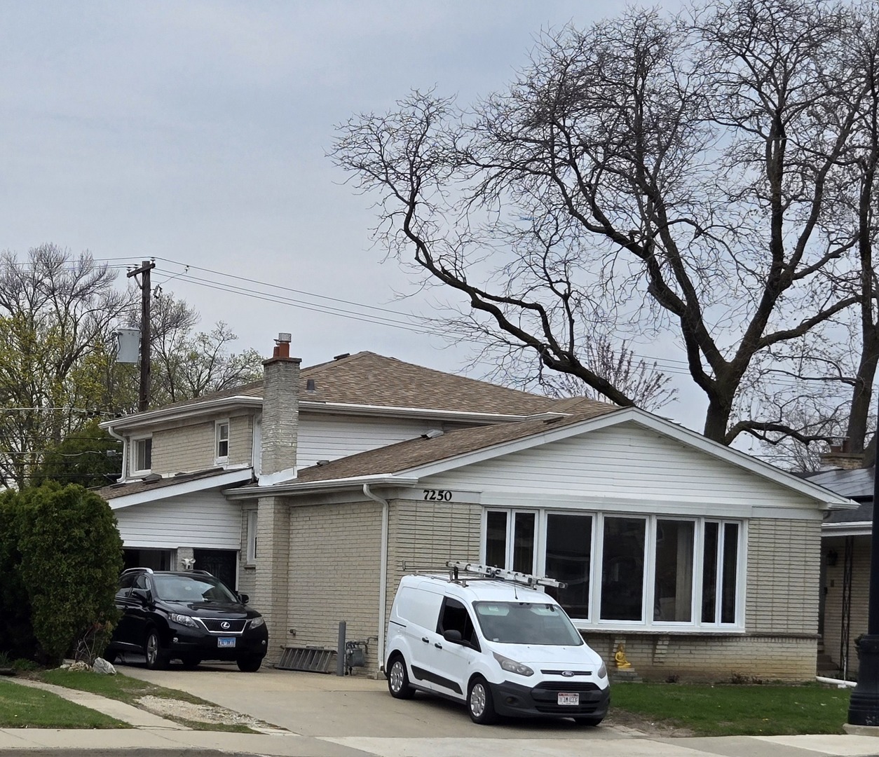 Recently rented home at 7250 N Crawford Ave in Lincolnwood, Illinois