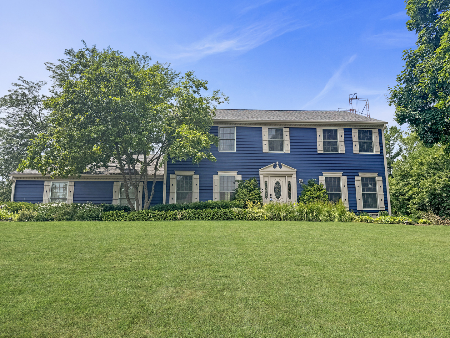 Recently rented home at 20630 N Buckeye Rd in Barrington, Illinois