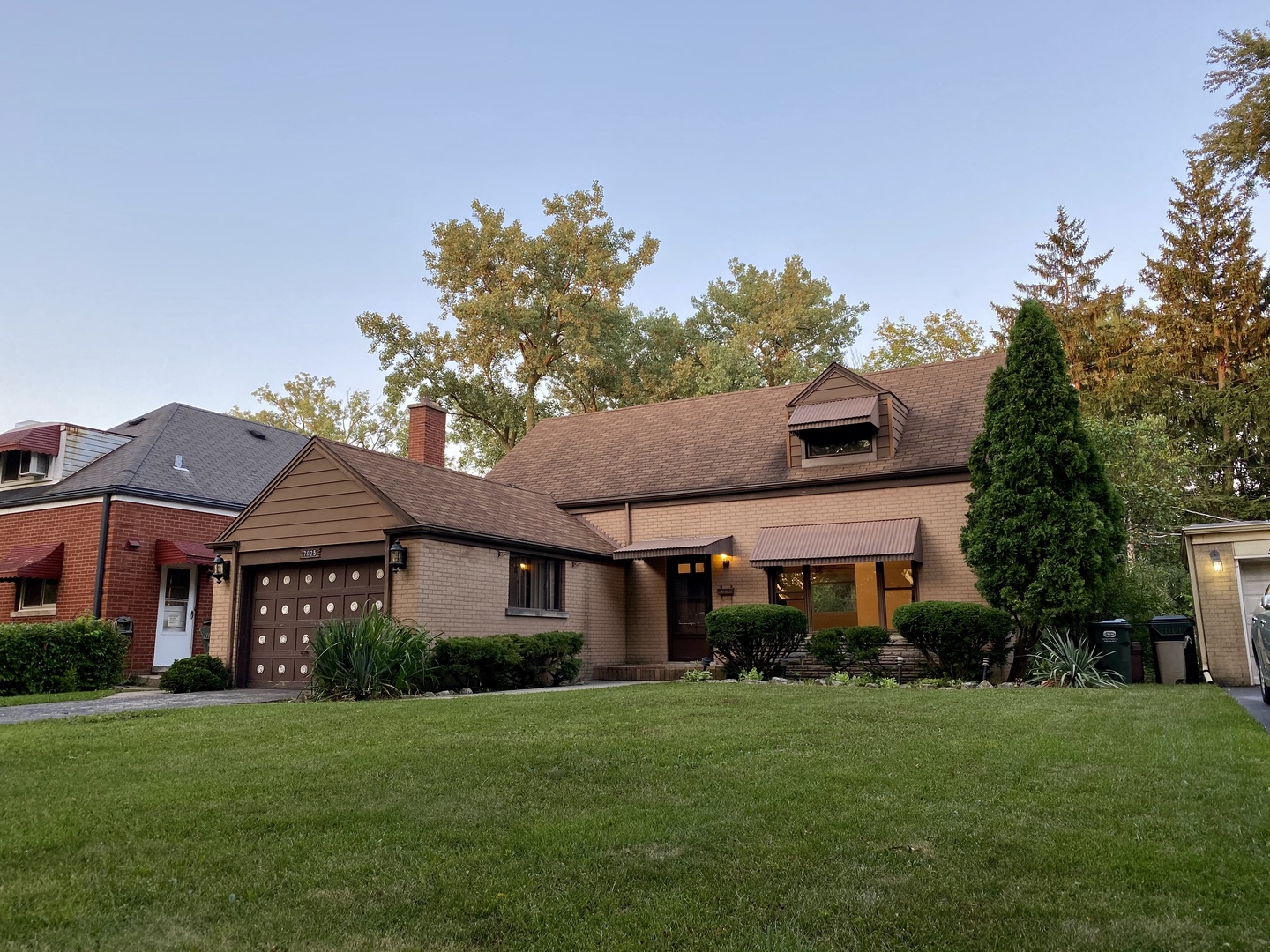 Recently rented home at 7025 N Kenton Ave in Lincolnwood, Illinois