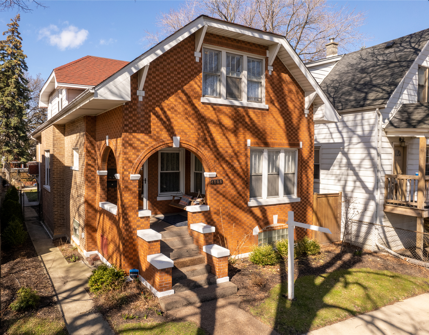 Recently sold home at 4808 W Gunnison St in Chicago, Illinois