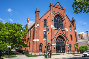 Recently rented home at 1336 N Damen Ave Unit 102 in Chicago, Illinois